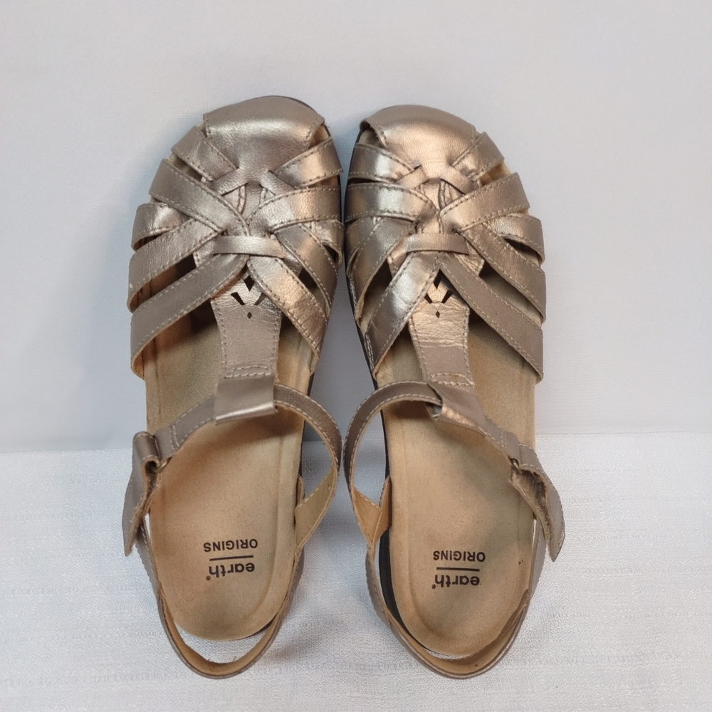 Earth Origins Savoy Sheva Platinum Close Toe Sandals Size 9 W